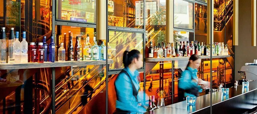 Otel Motel One Hamburg Airport